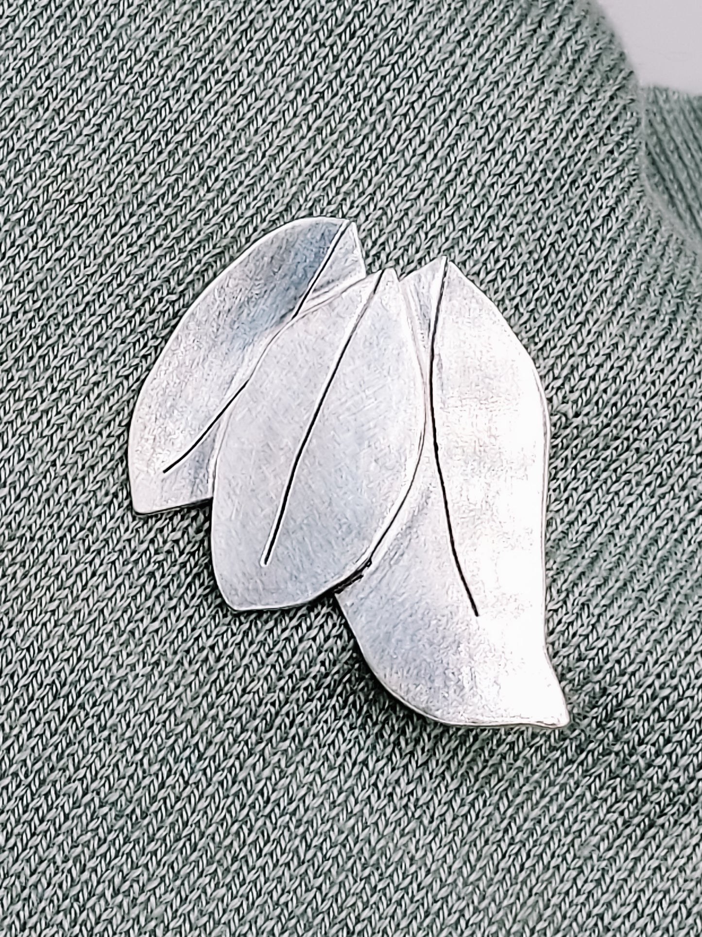 BROCHE - Blad